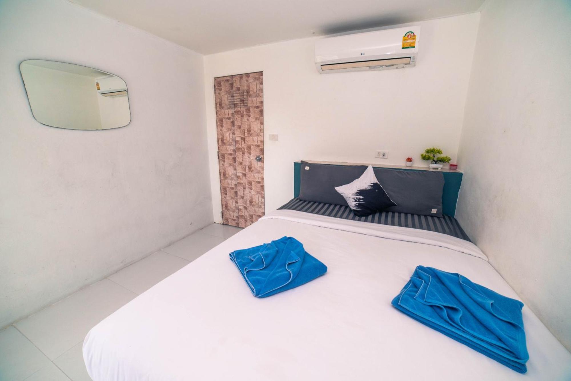 Phangan Padel Club Hotel Baan Tai Exterior photo